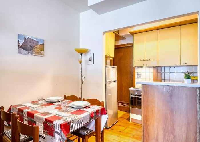 Appartement Guesthost - Lovely With Balcony In